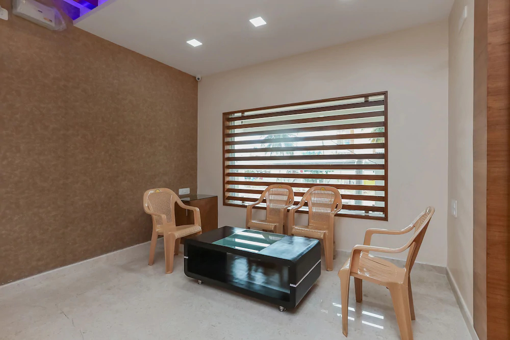 Monisha Residency By OYO Rooms