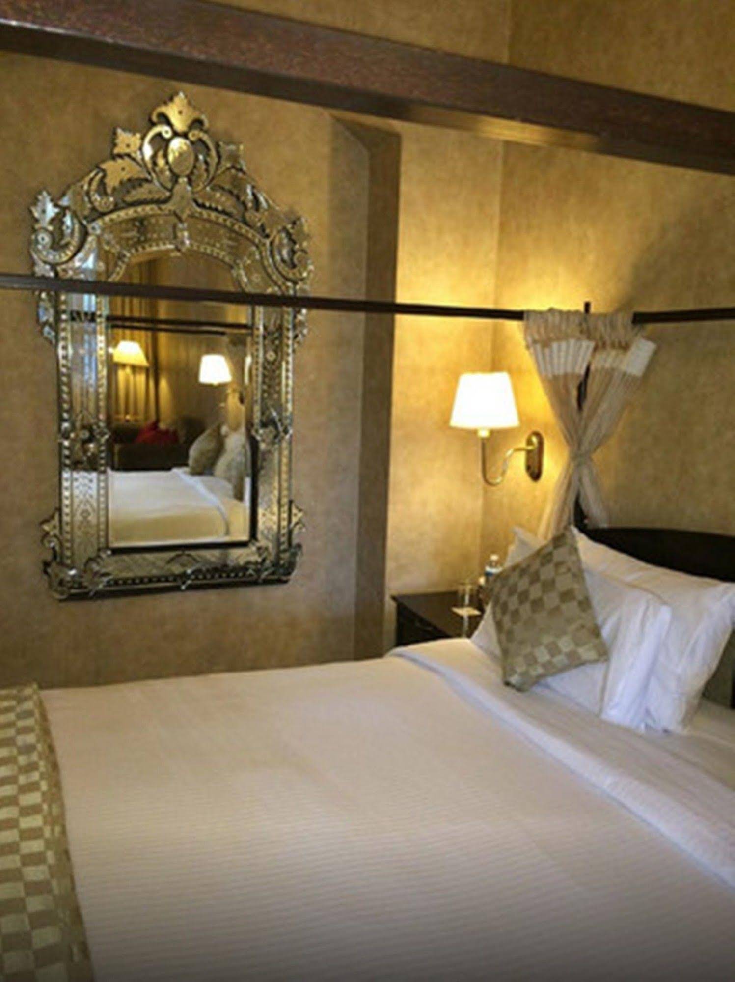 Royal Orchid Metropole, Mysore