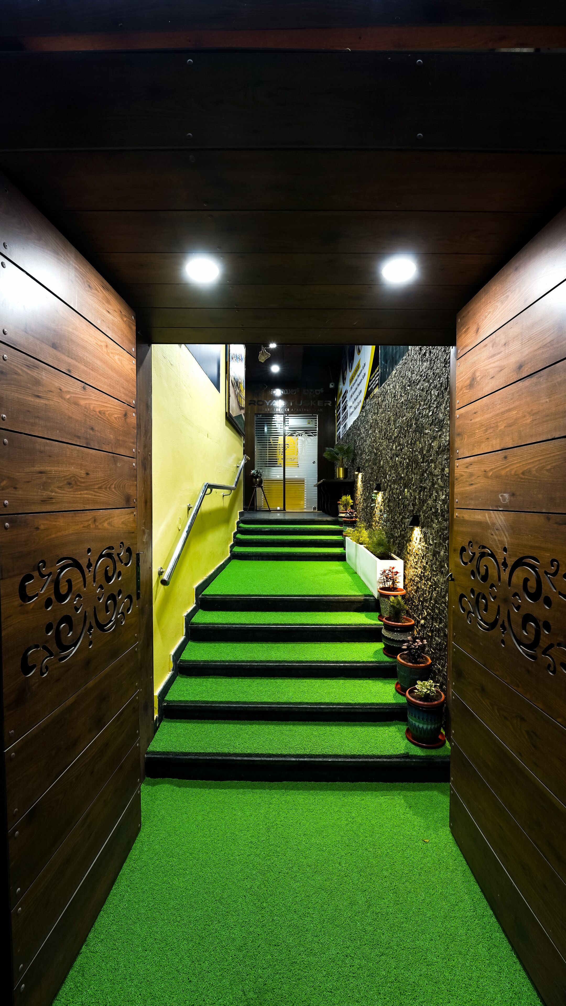 Royal Tusker Luxury Service Apartments