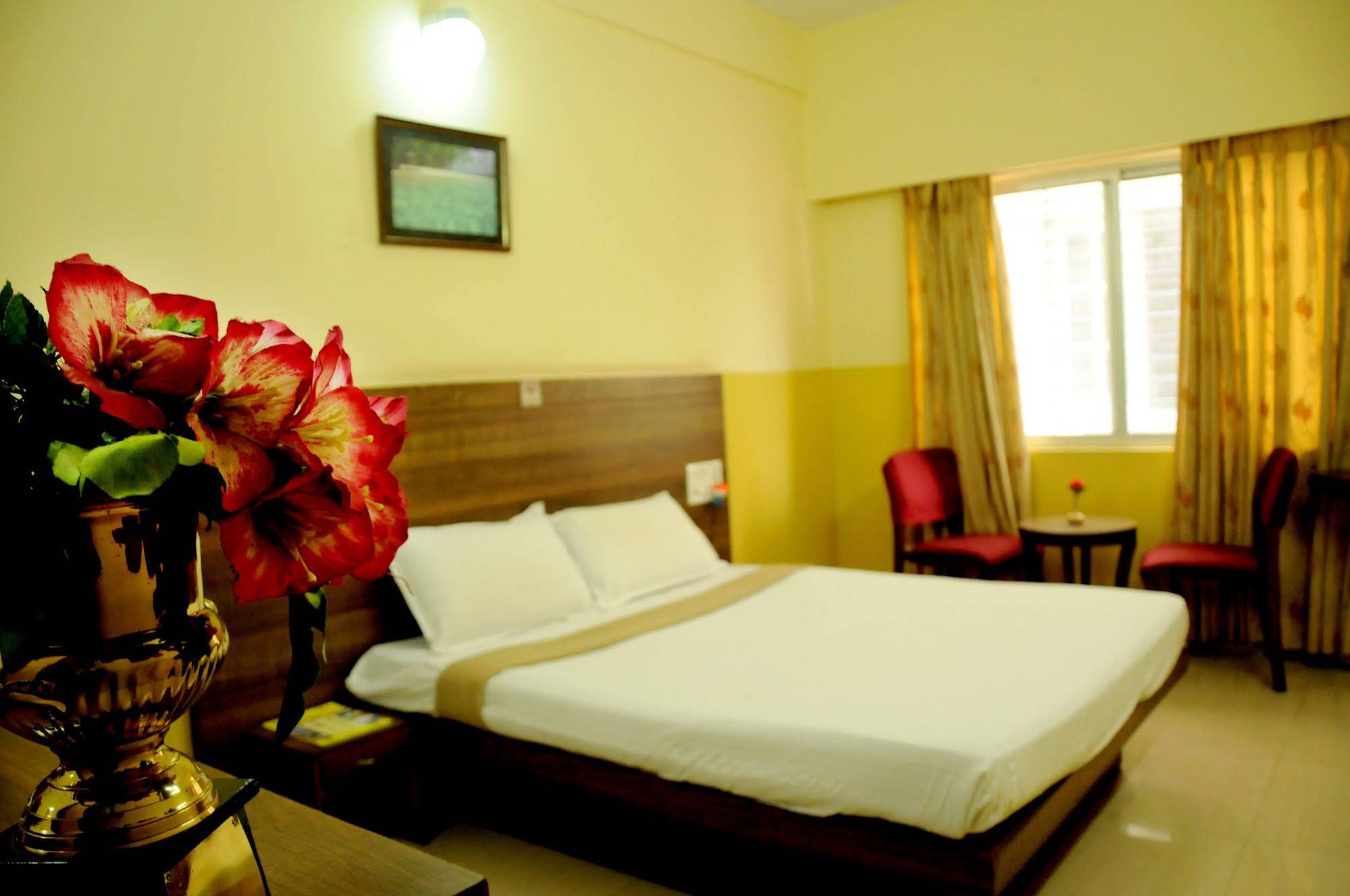 Suvarna Residency