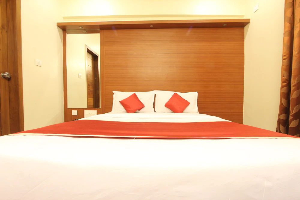 The Grand Inn