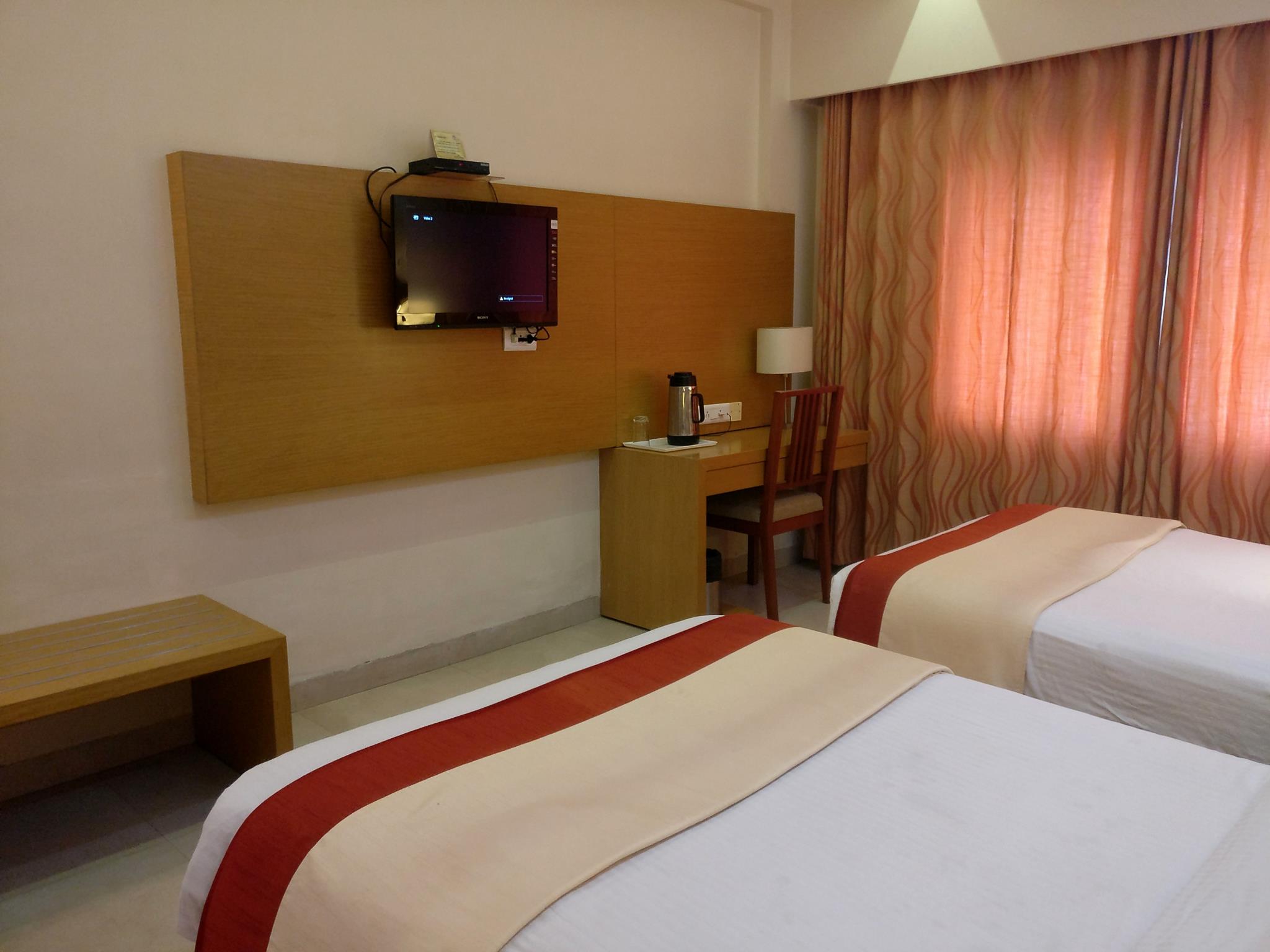 Hotel MB International Palace Side
