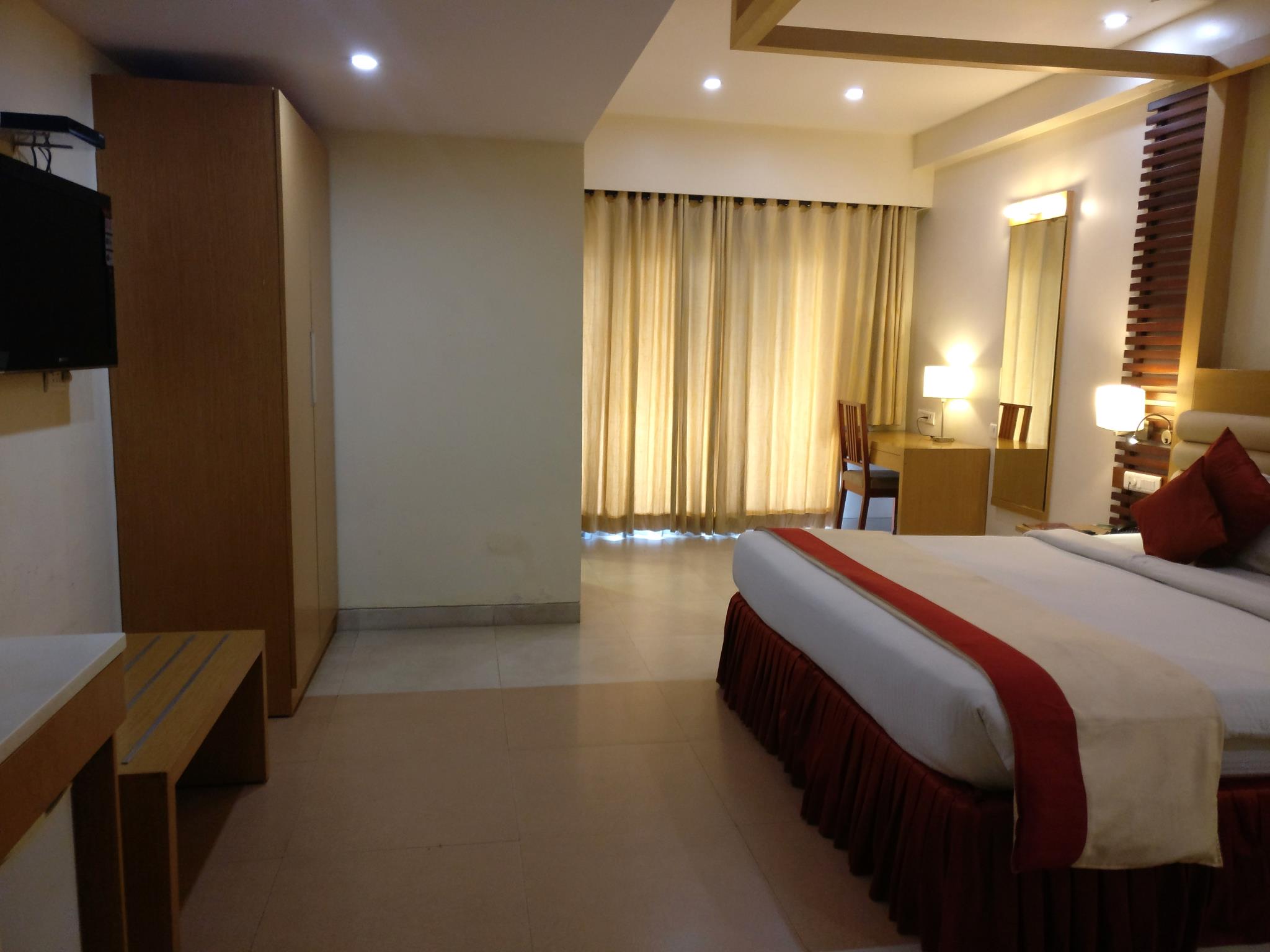Hotel MB International Palace Side