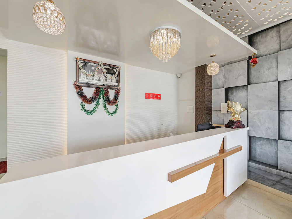 Slv Royal Inn By OYO Rooms