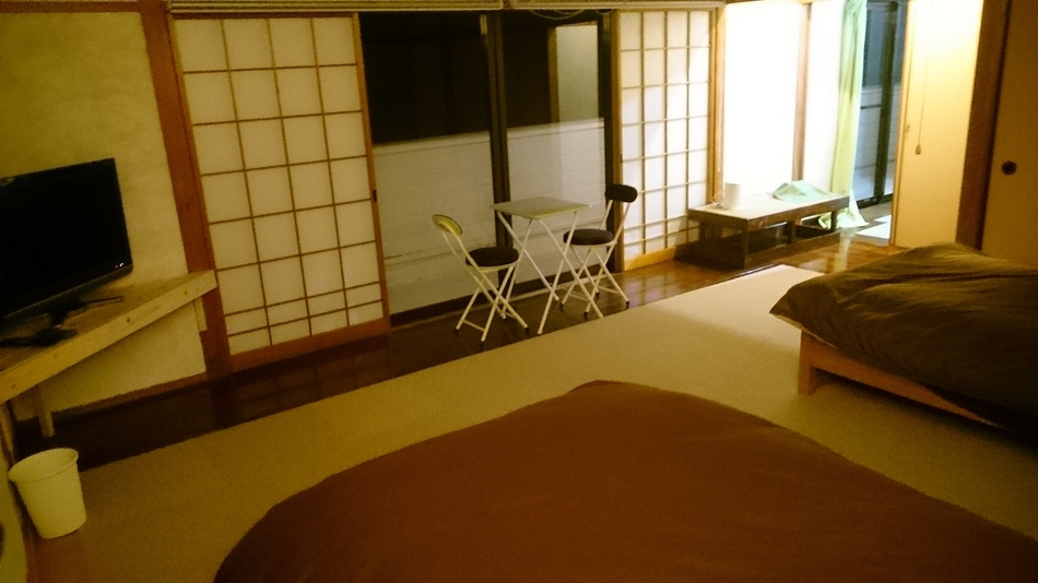 B & B Kenyuraku