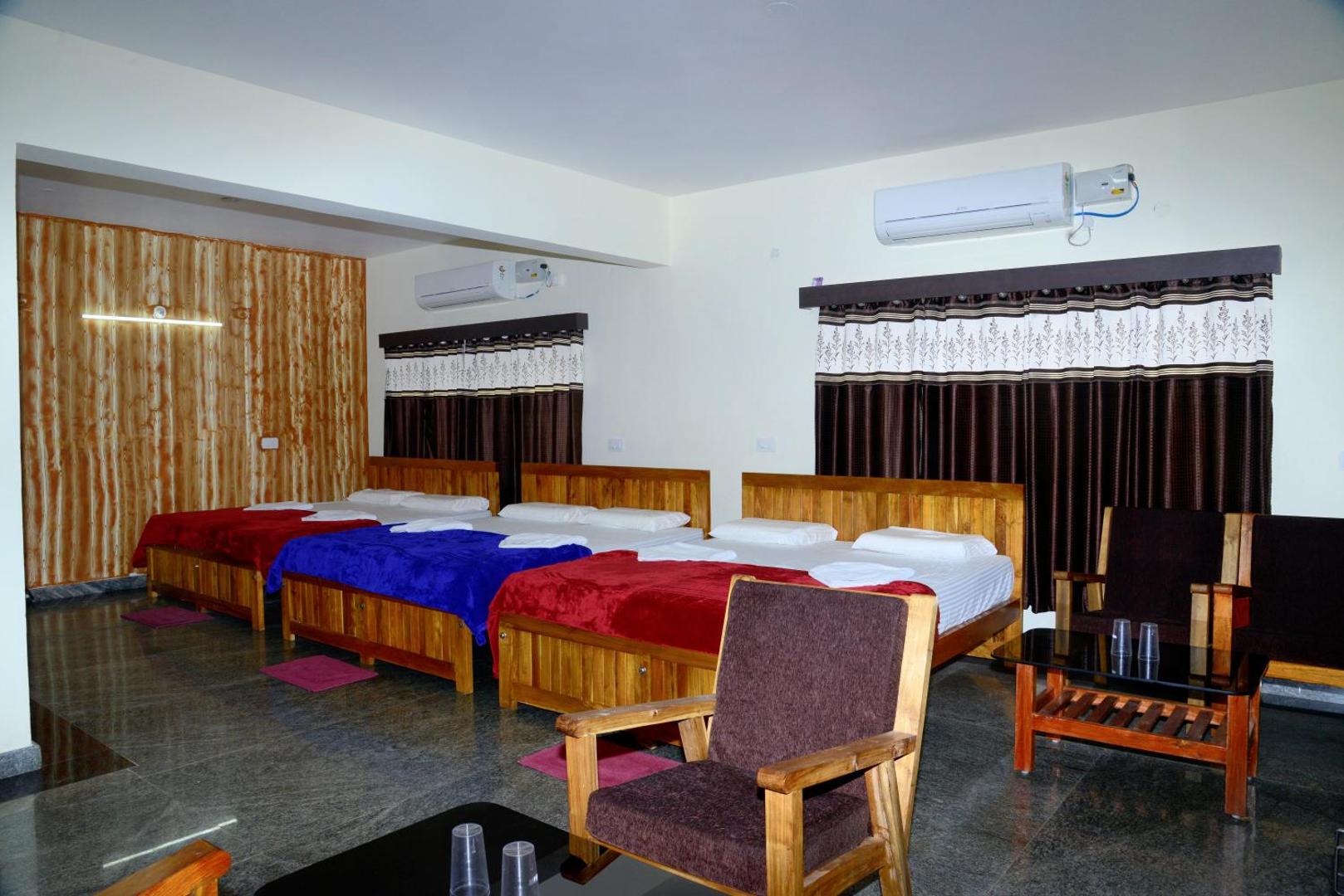 Hotel Souparnika