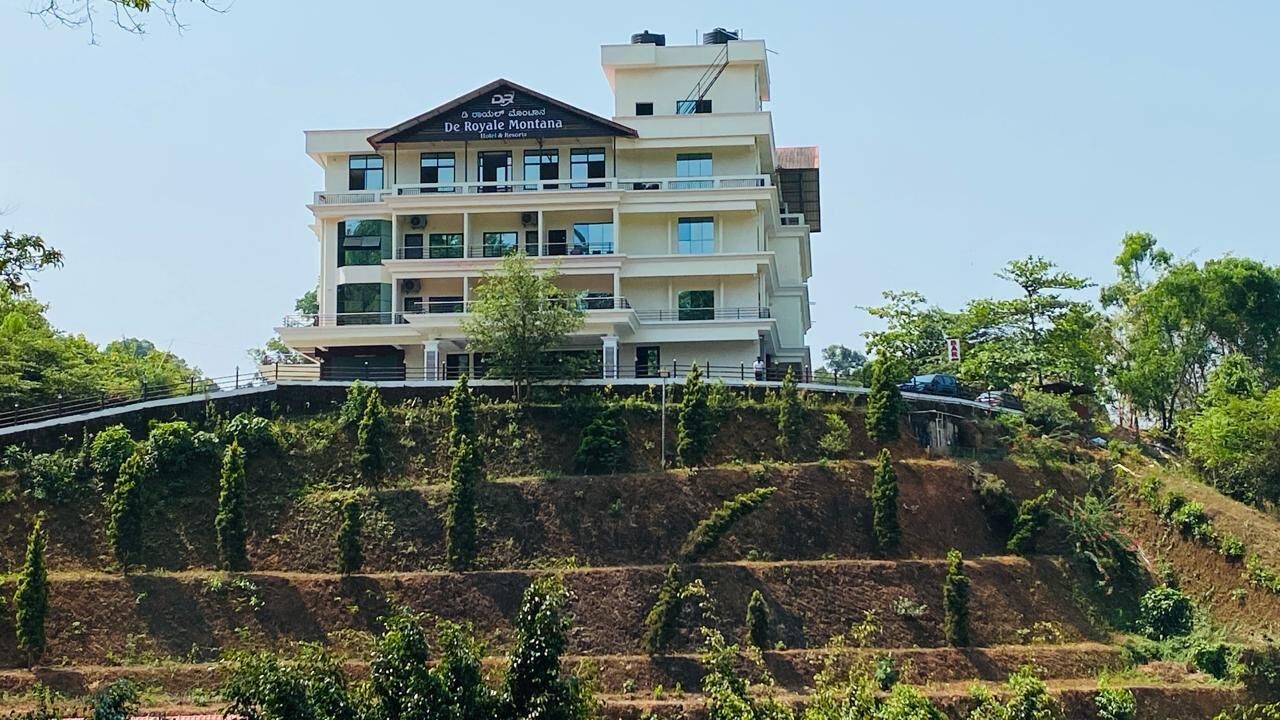 De Royale Montana Hotel and Resort