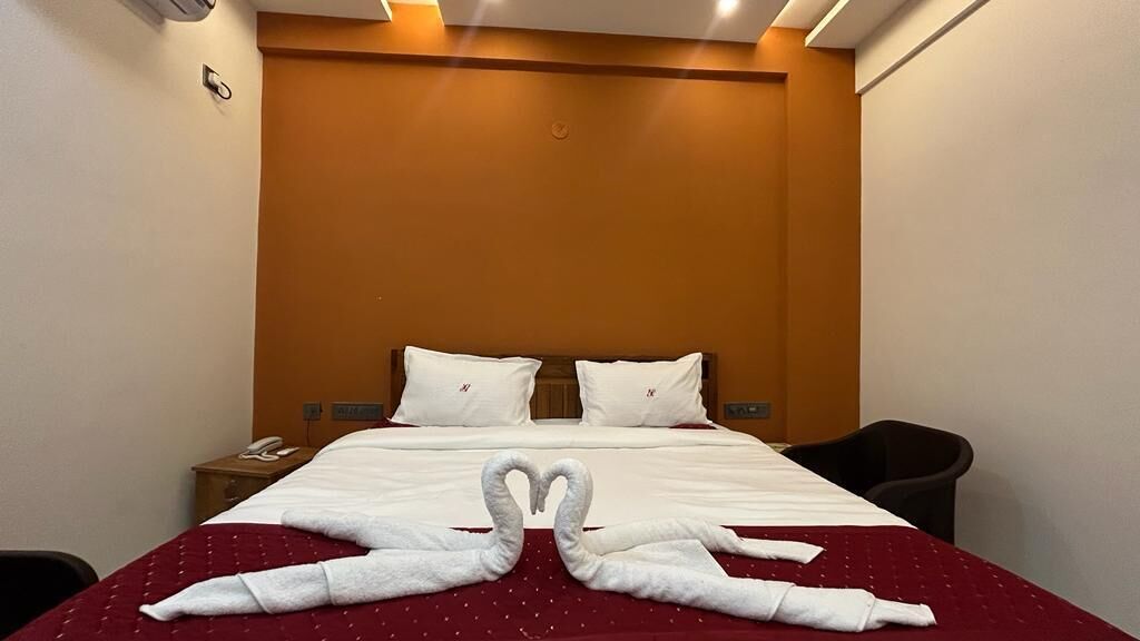Green View Suite