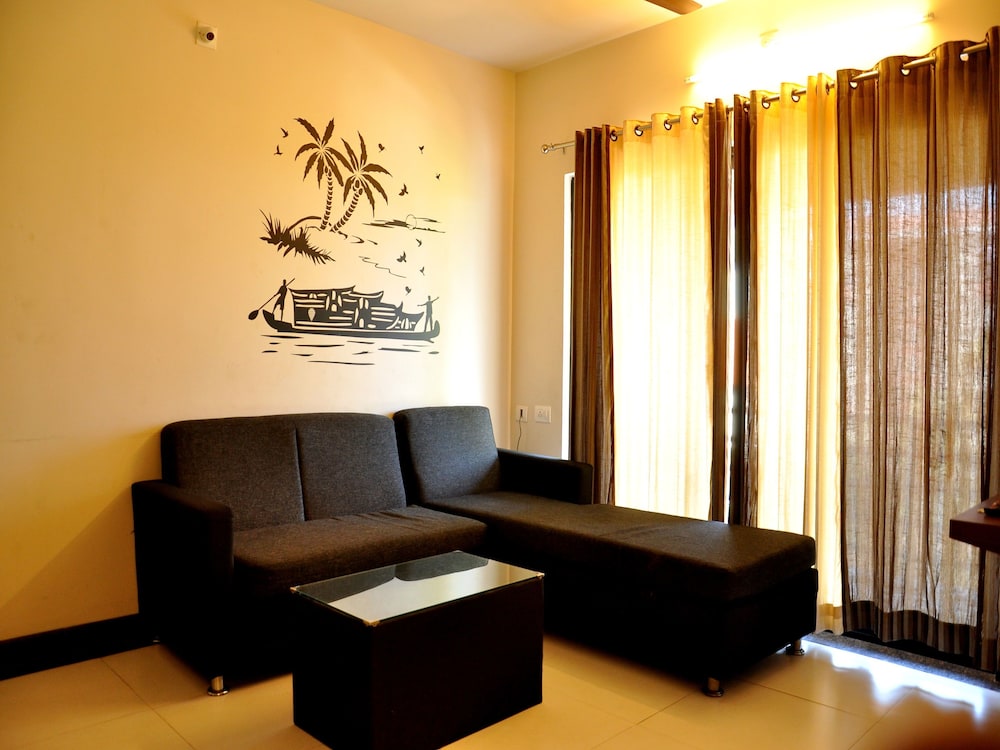 7th Heaven By OYO Rooms