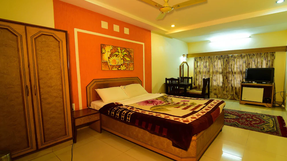 Hotel Ashlesh