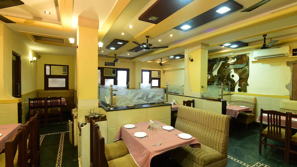 Hotel Ashlesh
