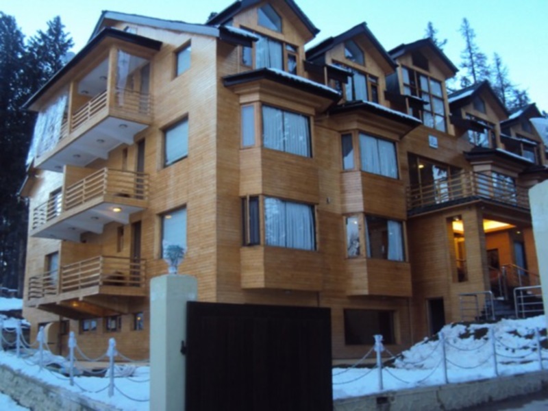 Hotel Pine Spring Gulmarg