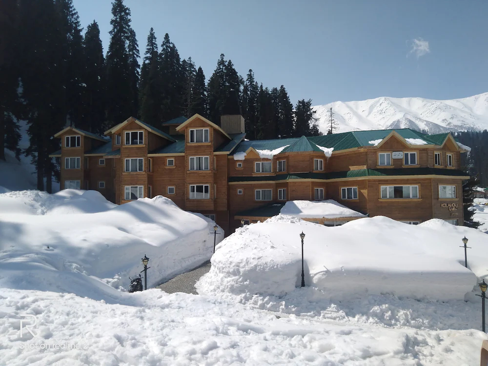 Kolahoi Green Heights Gulmarg