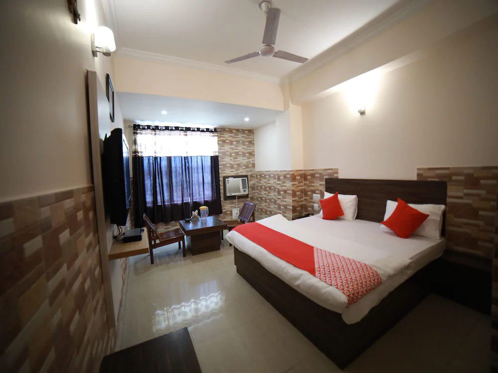 Corporate Villa by OYO Rooms