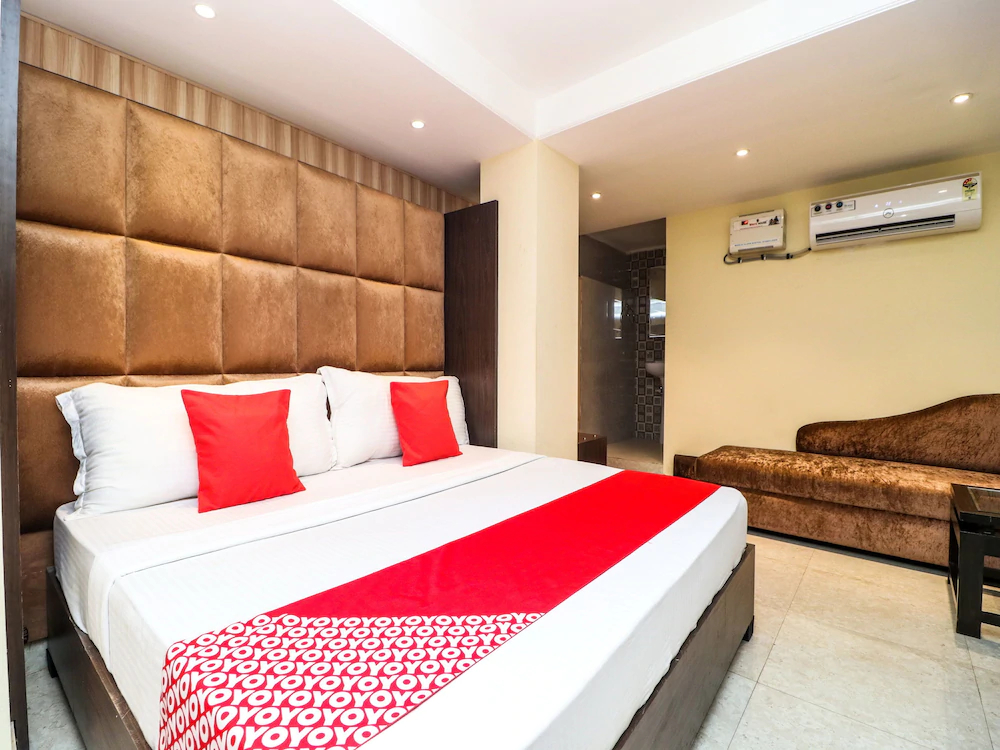 Hotel New City Top By OYO Rooms