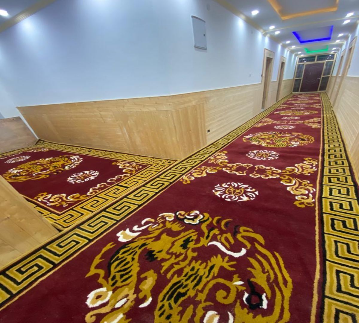 Dee Grand Marq Hotel