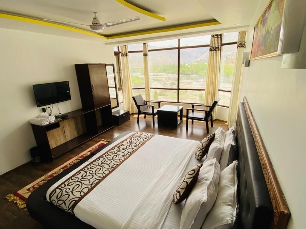 Hotel The White Castle