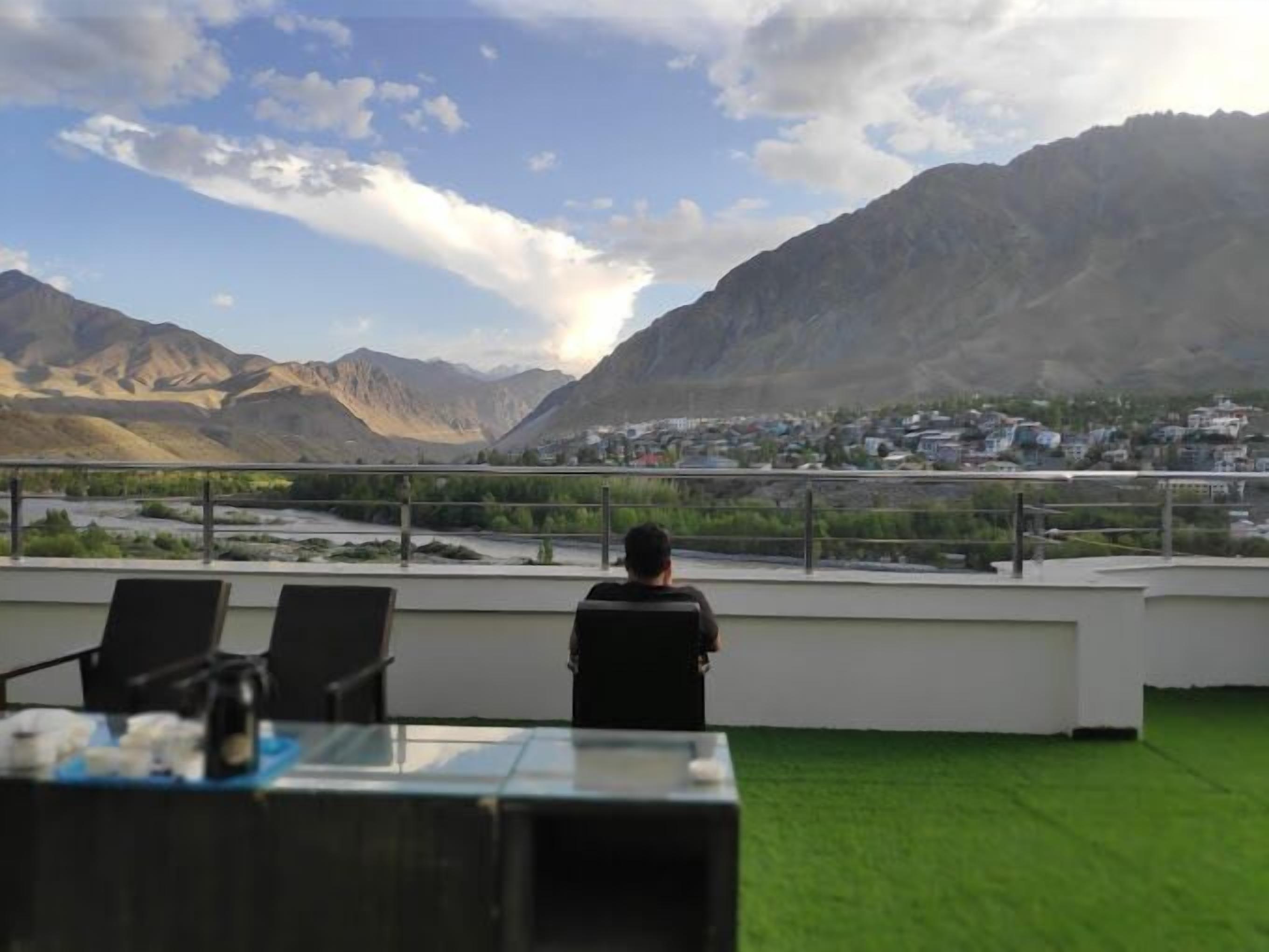 Hotel The White Castle