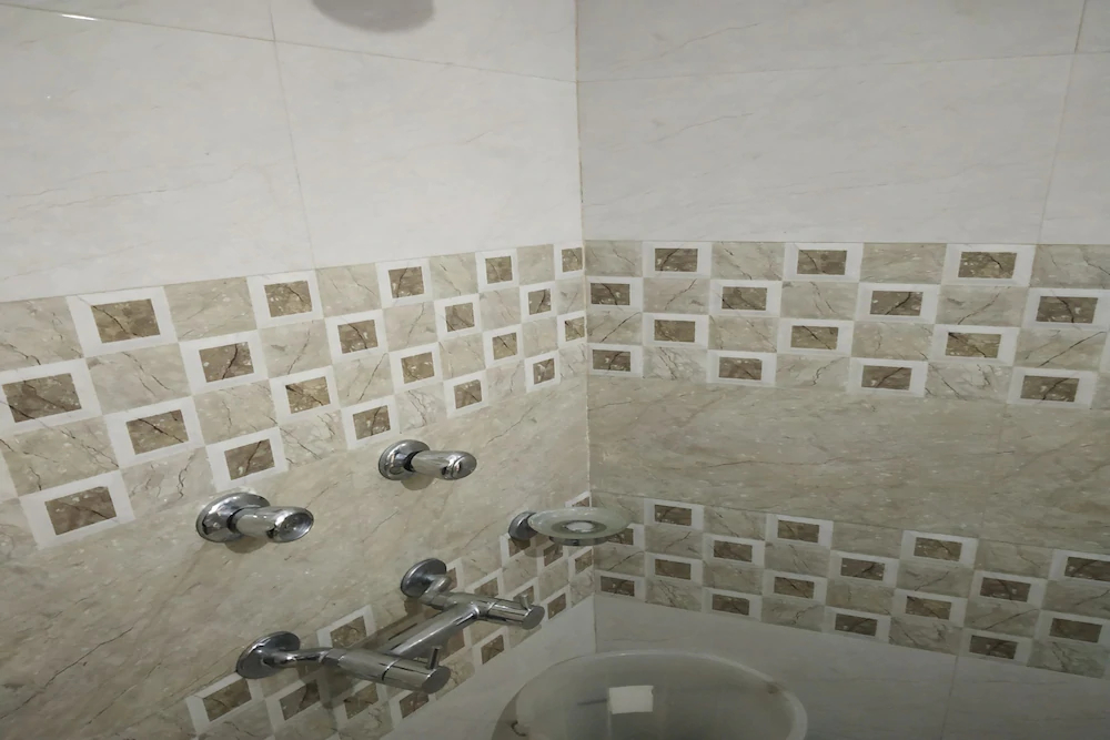 Hotel Mahadev Inn by OYO Rooms