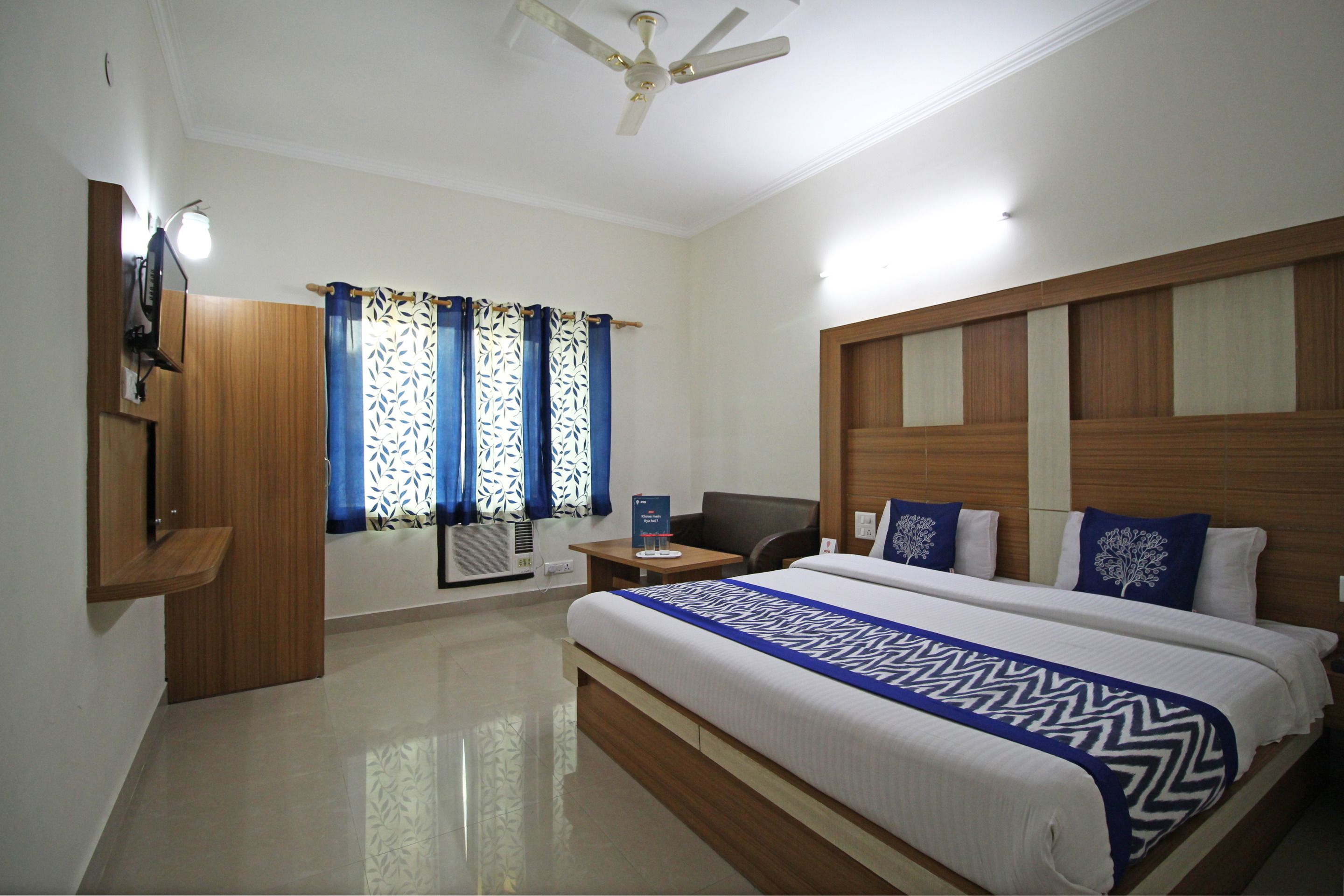 Hotel Reddison Square by OYO Rooms