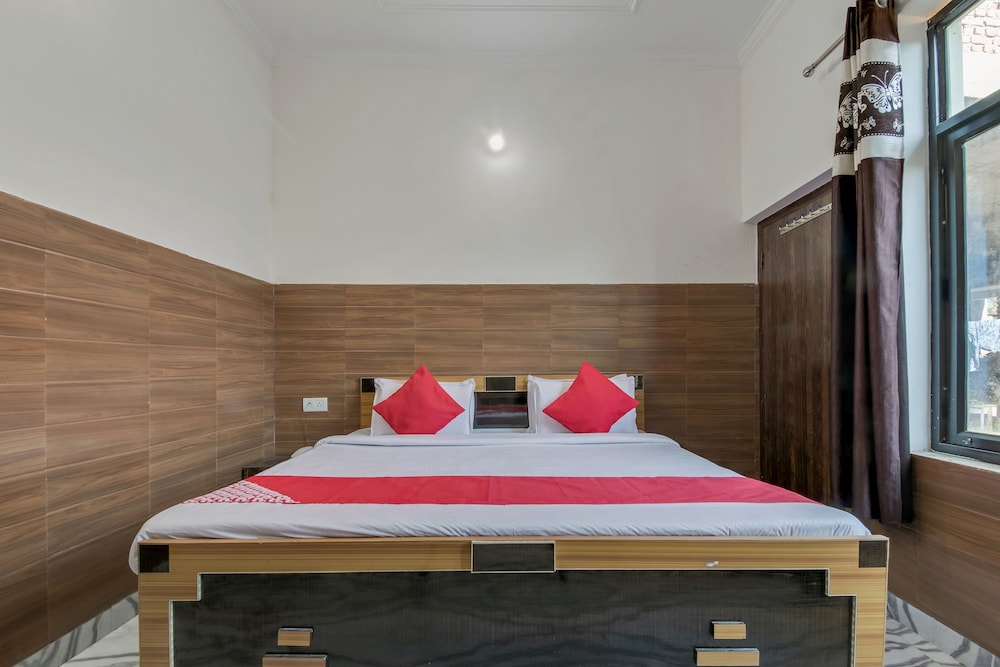 Palak Lodge by OYO Rooms