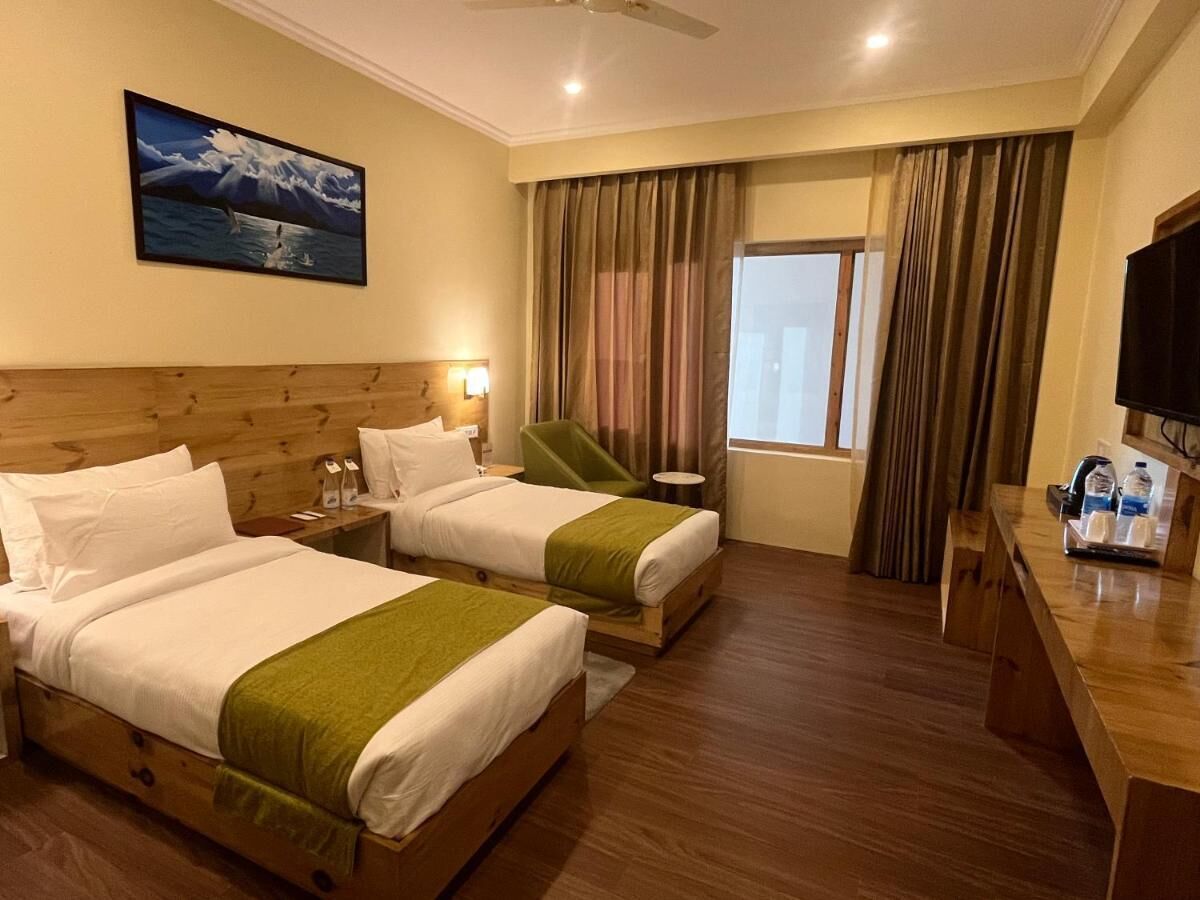 Crown Himalaya Hotel