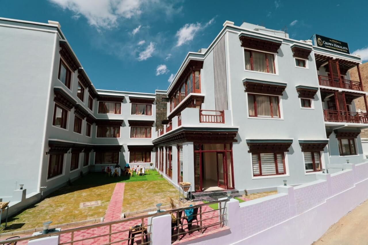 Crown Himalaya Hotel