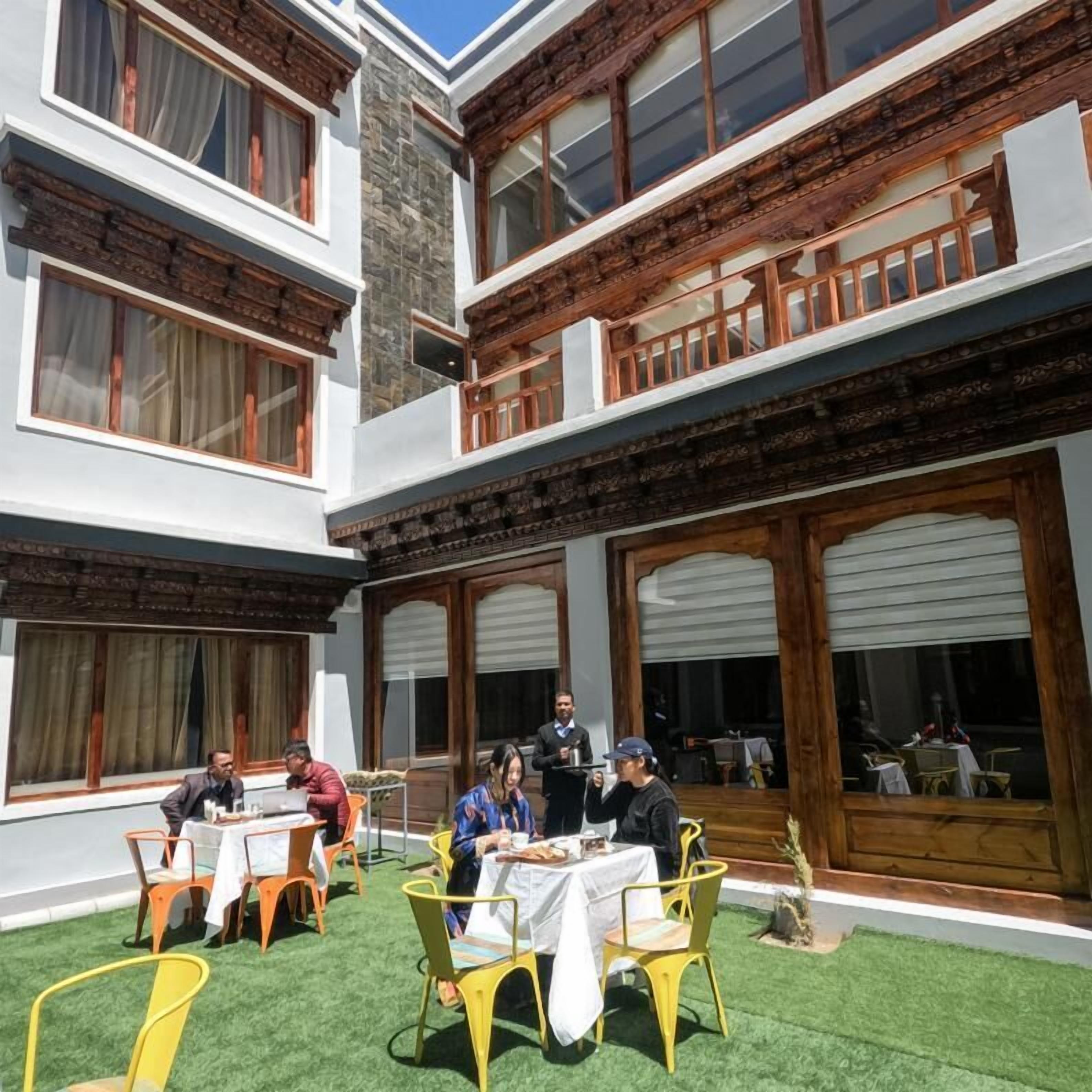 Crown Himalaya Hotel