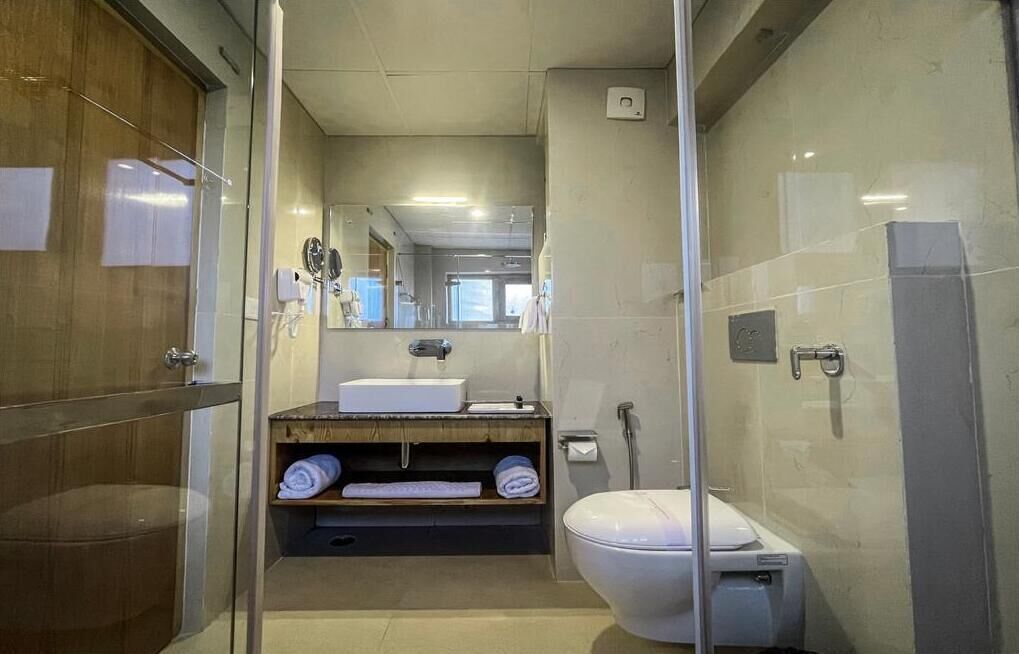 Crown Himalaya Hotel