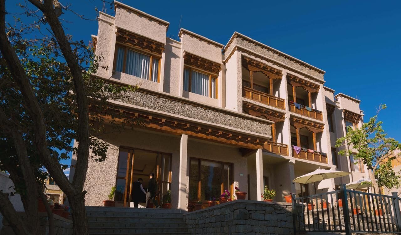 Hotel Zimskhang Villa