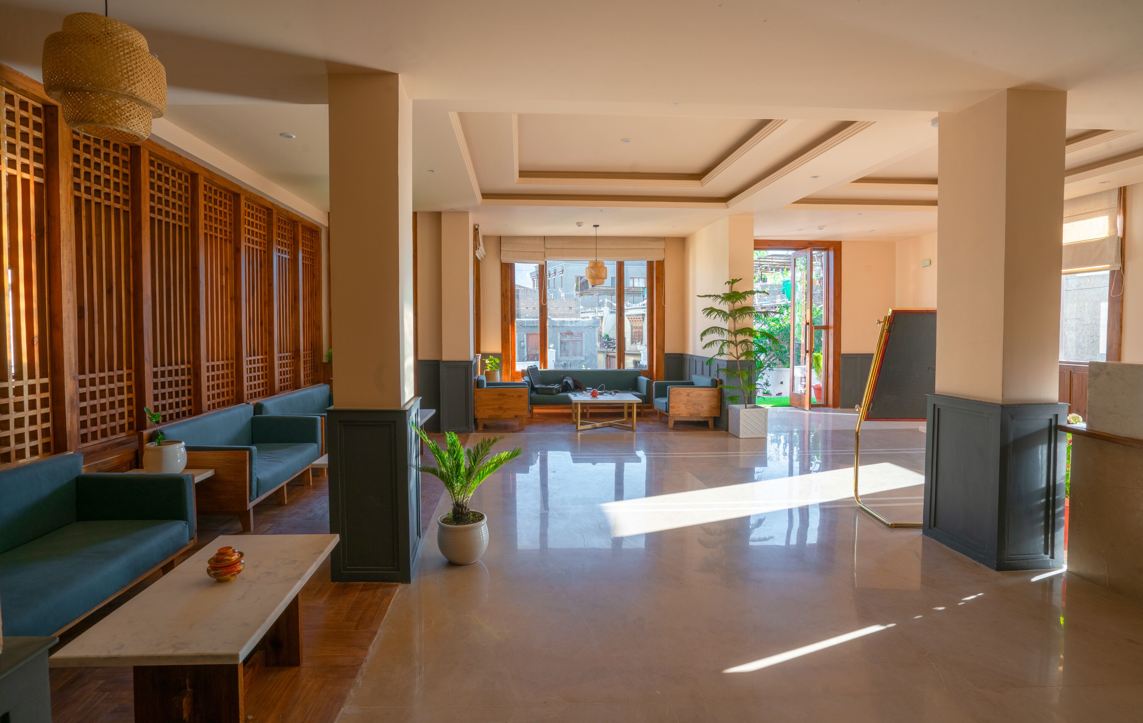 Hotel Zimskhang Villa