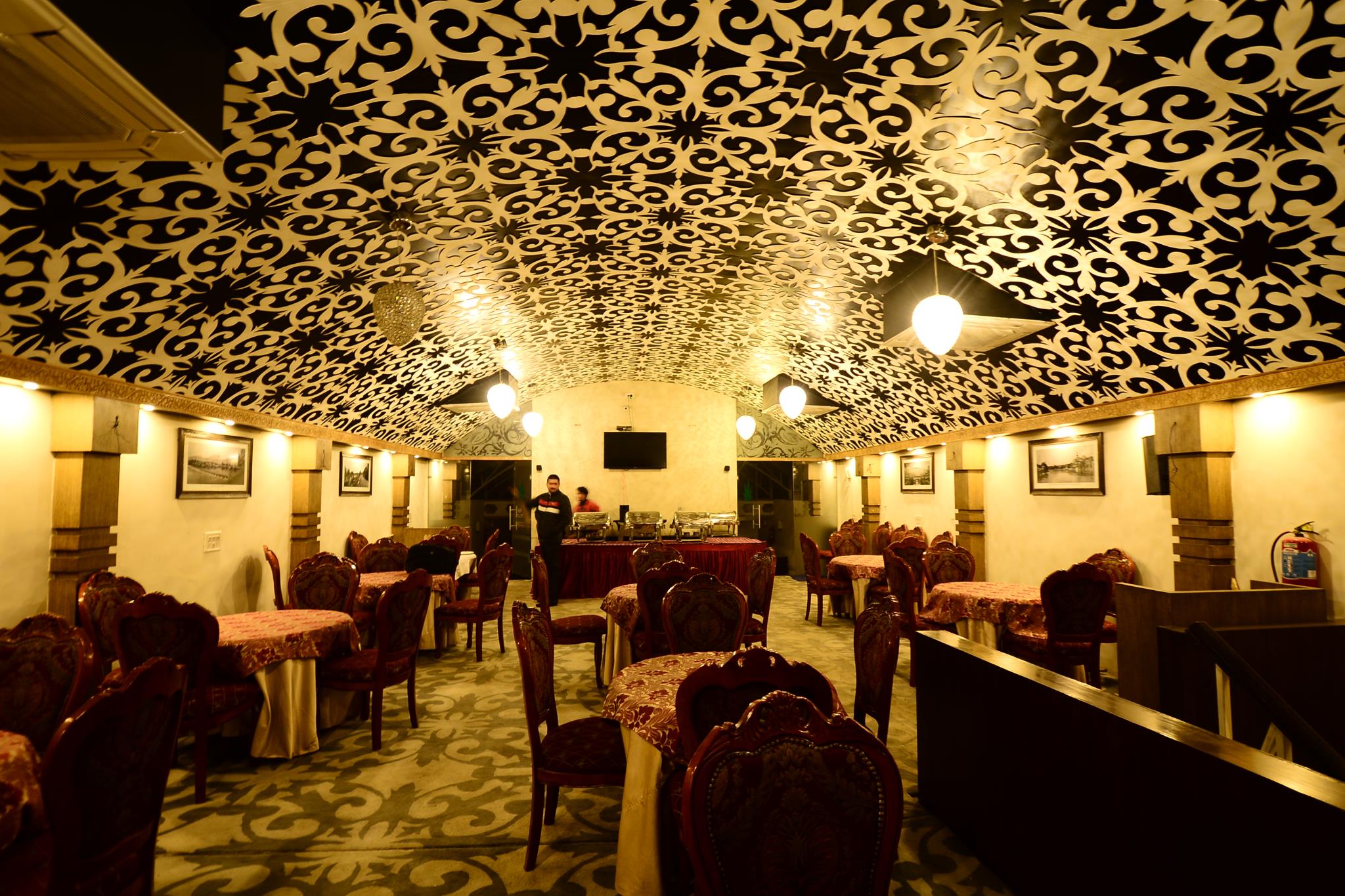 Aksa Hotel