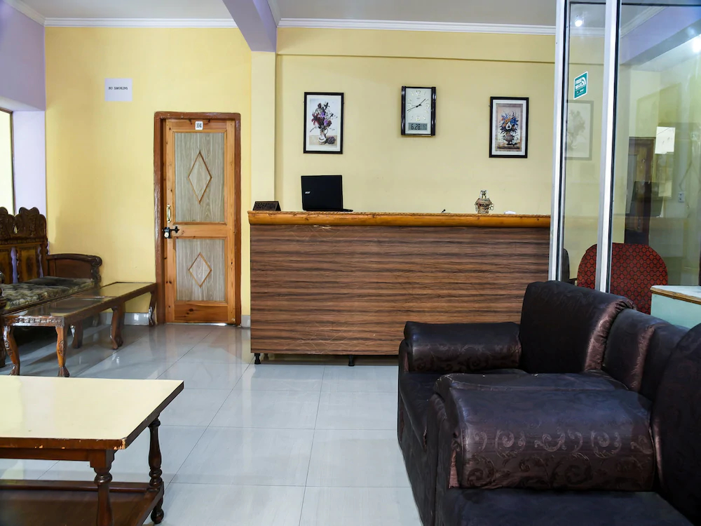 Hotel Grand Comforts by OYO