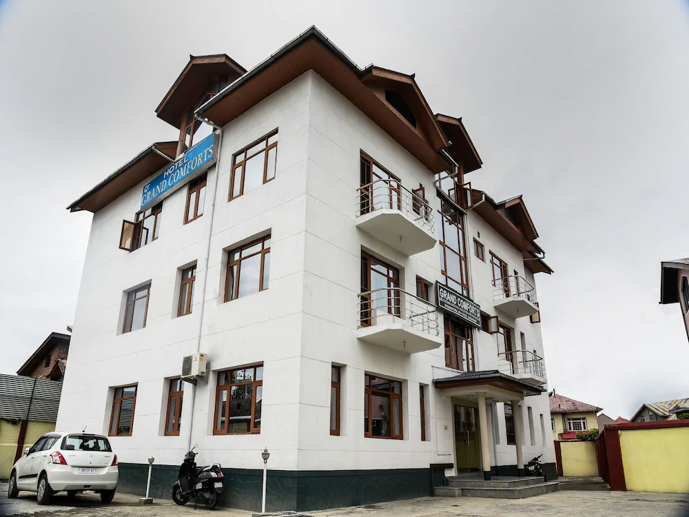Hotel Grand Comforts by OYO