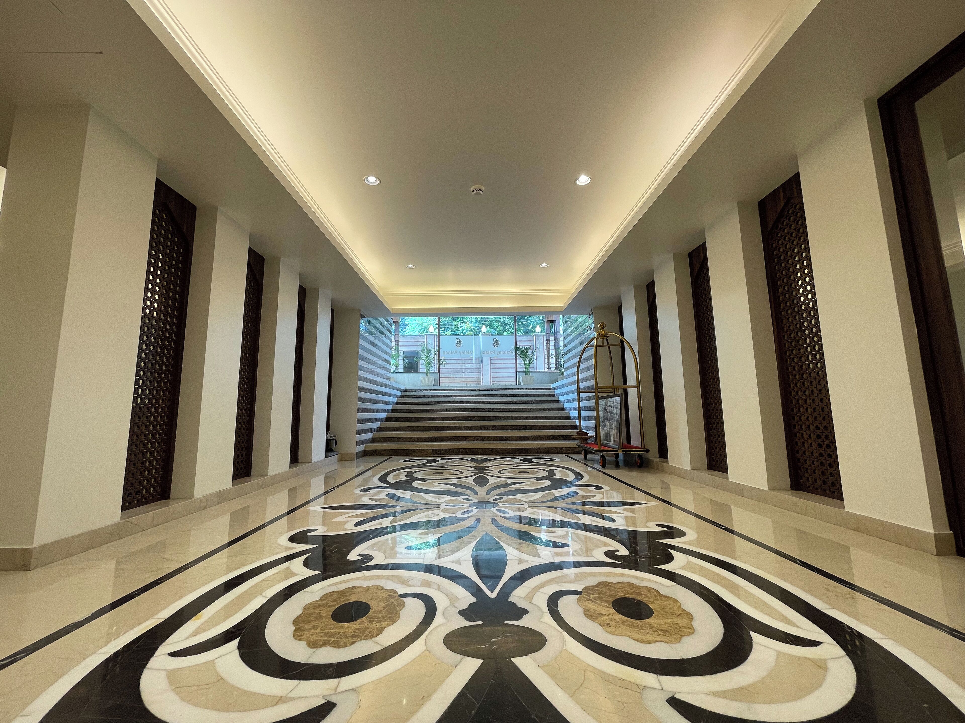 Hotel Paisley Palace