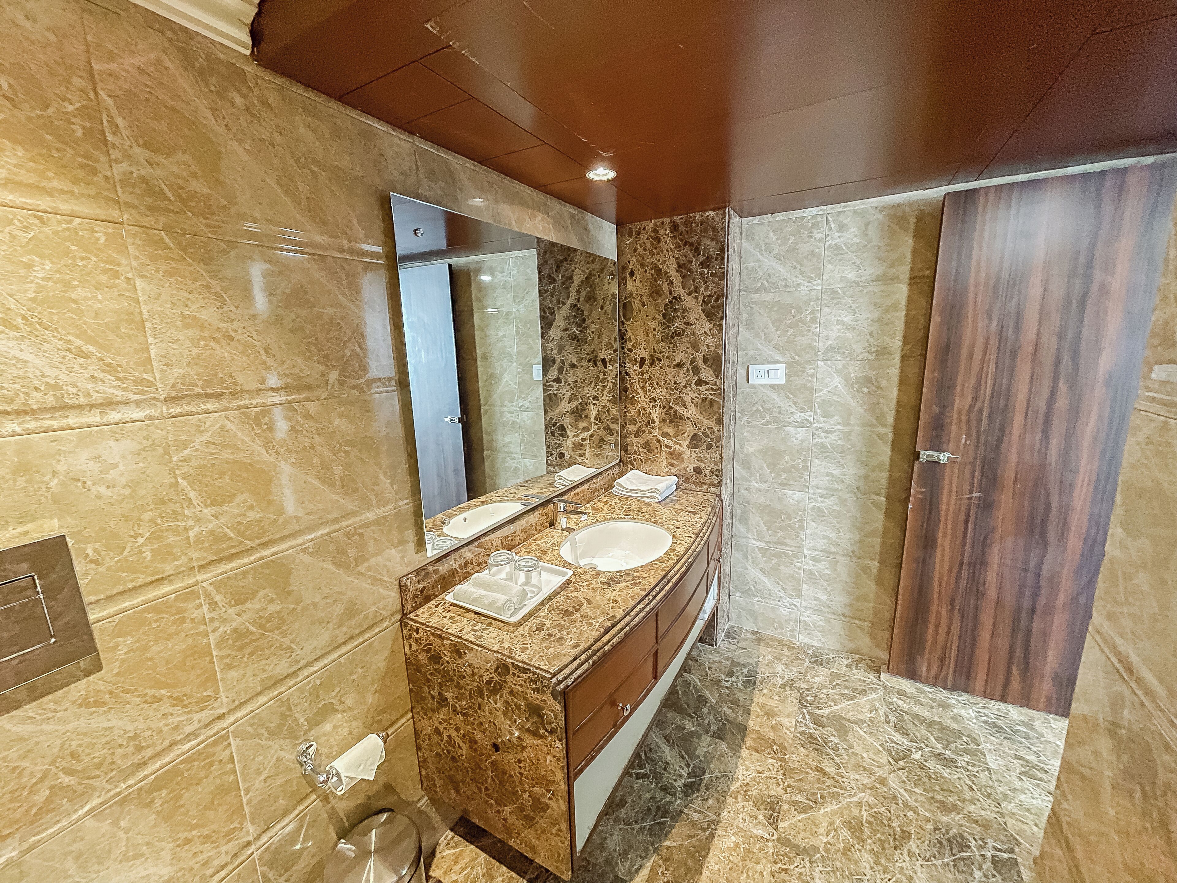 Hotel Paisley Palace