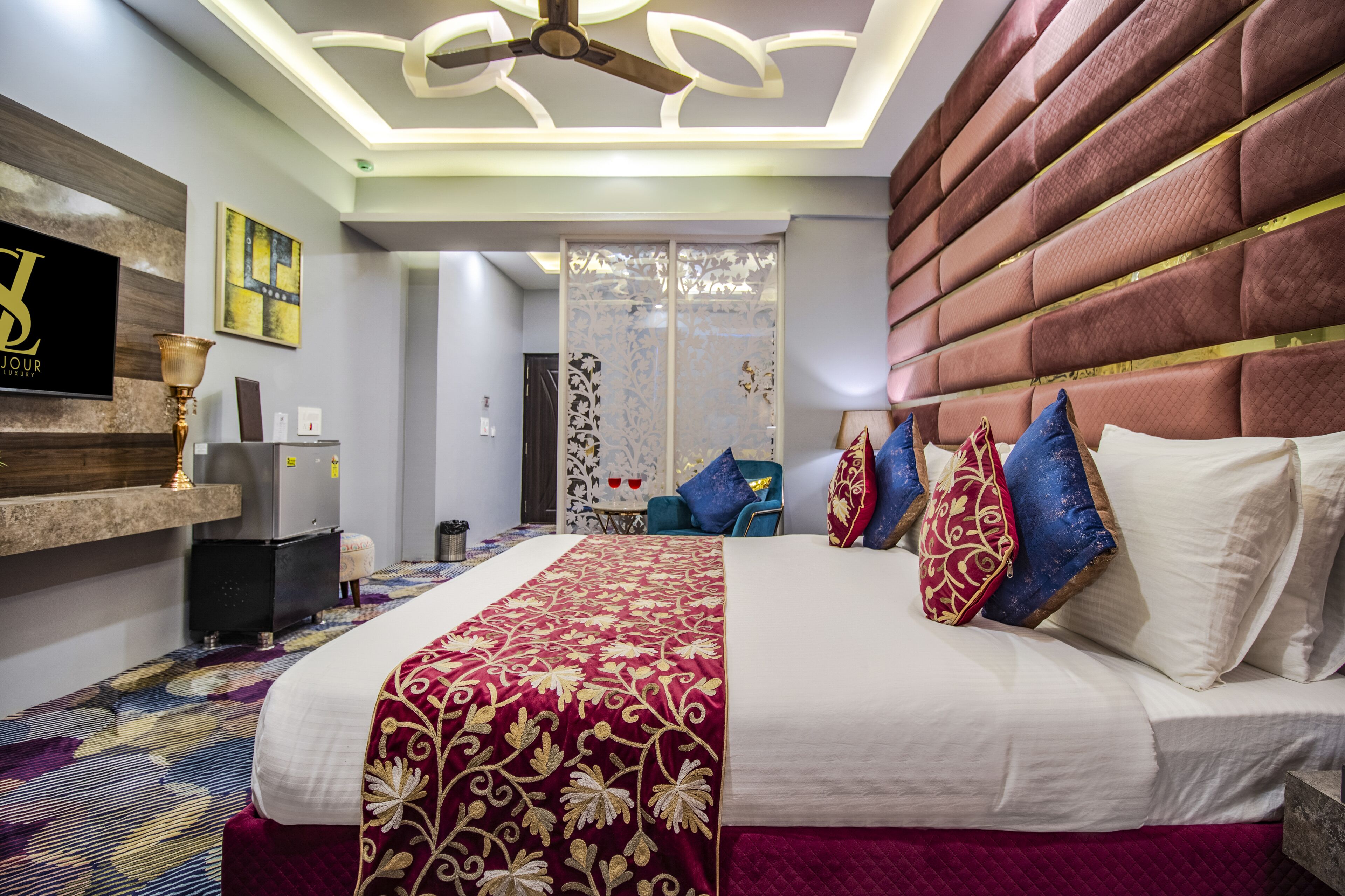 Hotel Sejour Luxury
