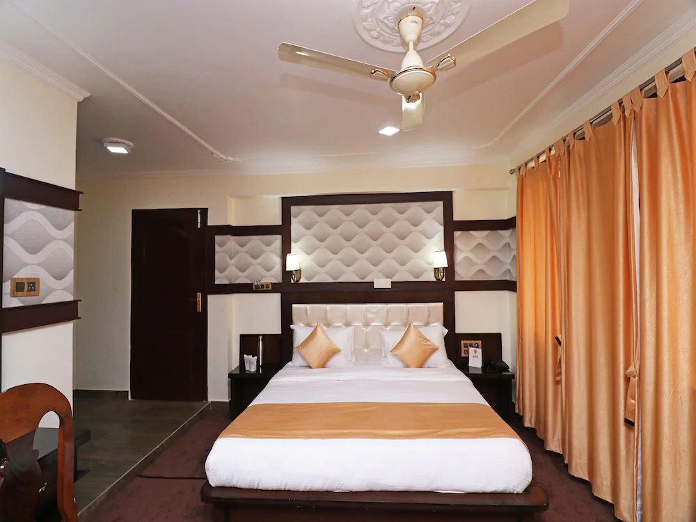 Hotel Shree Mazda by OYO