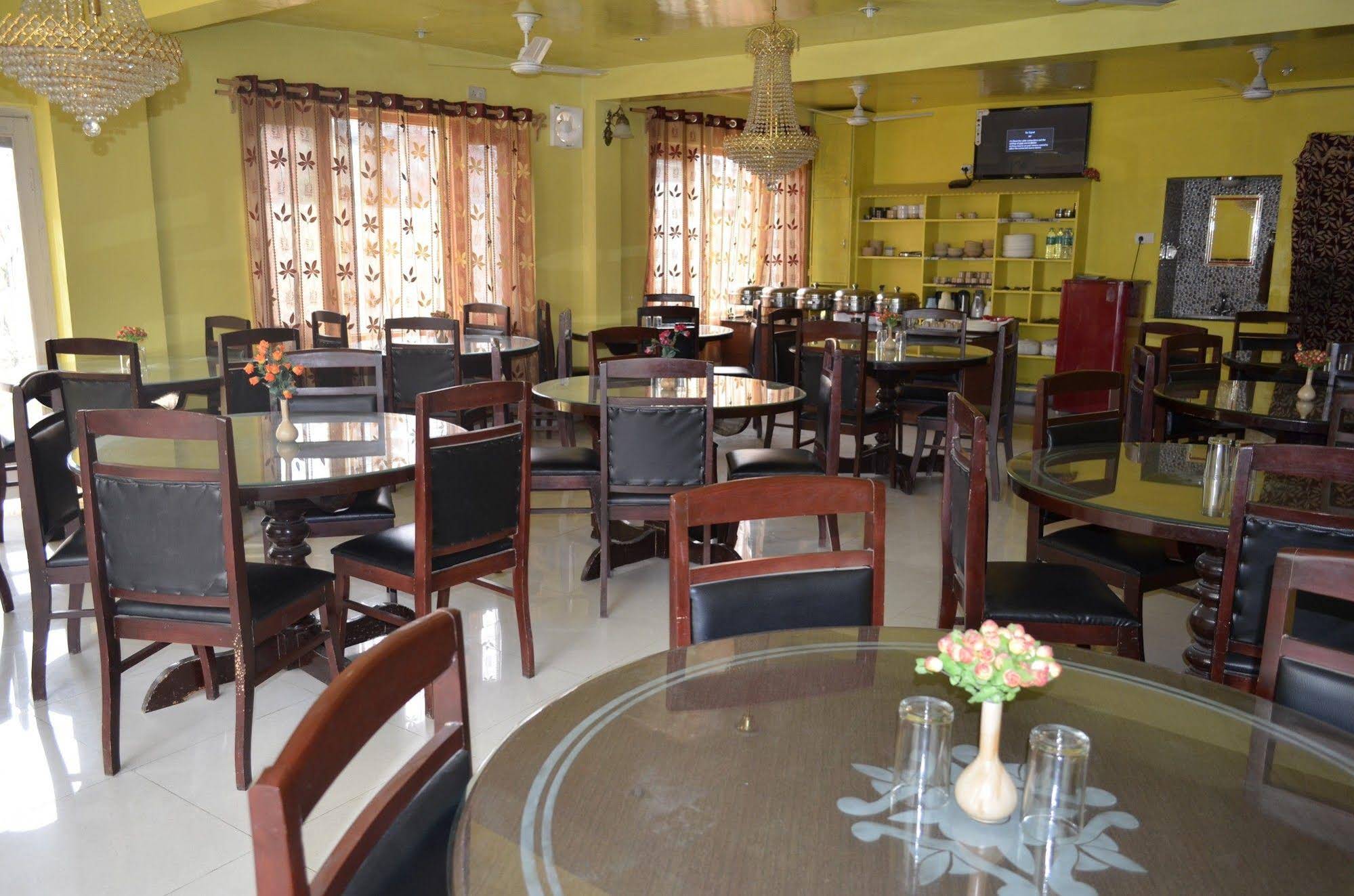 Hotel Star of Kashmir