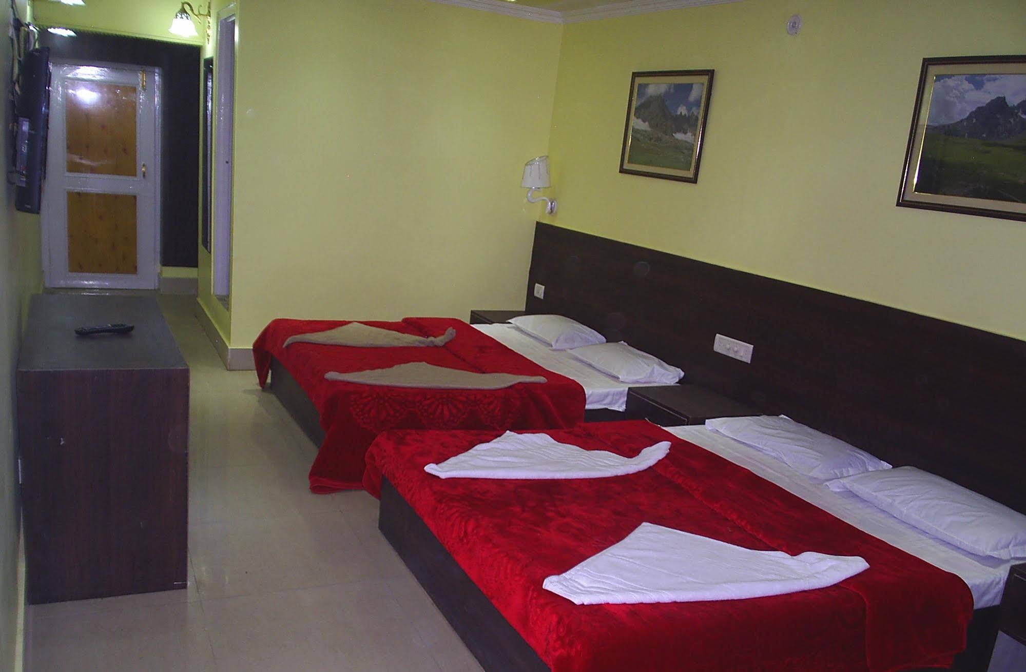 Hotel Star of Kashmir