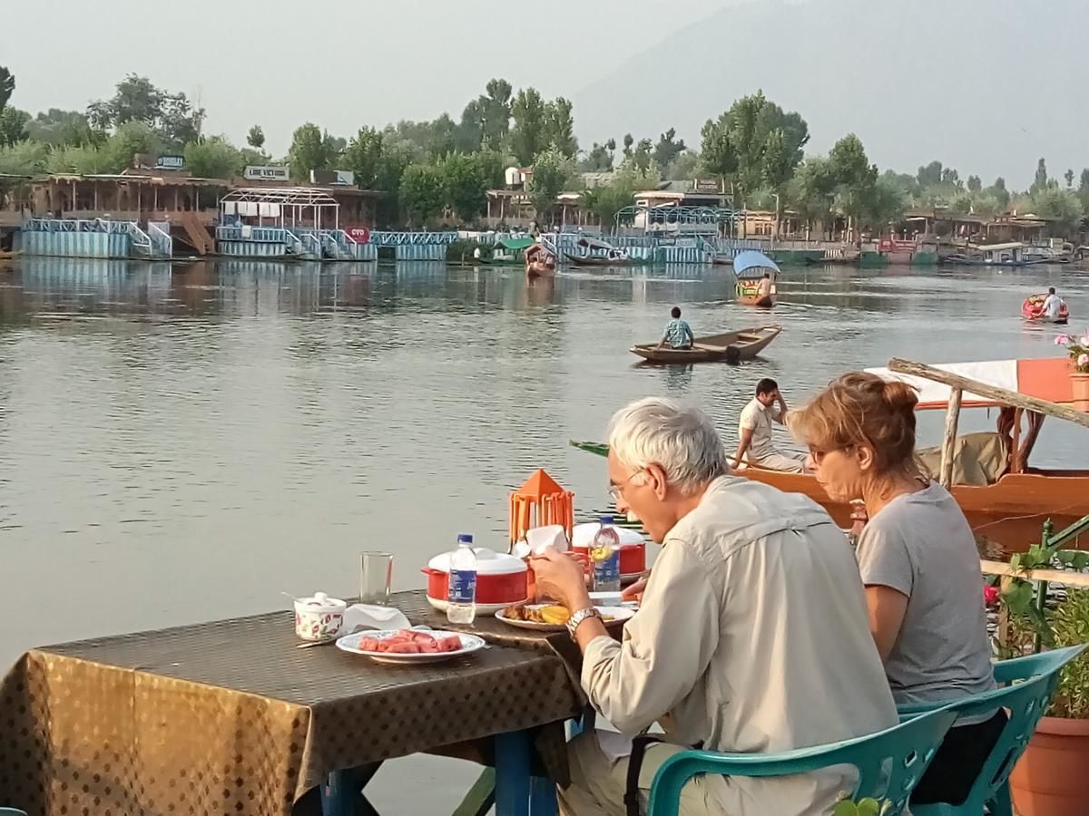 New Bombay Heritage Group Of Houseboats