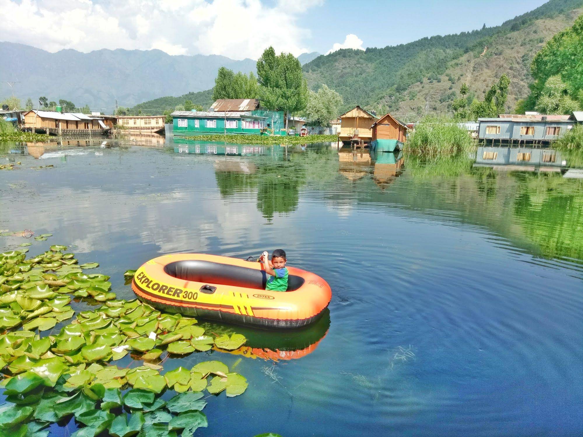 New Bul Bul Houseboat