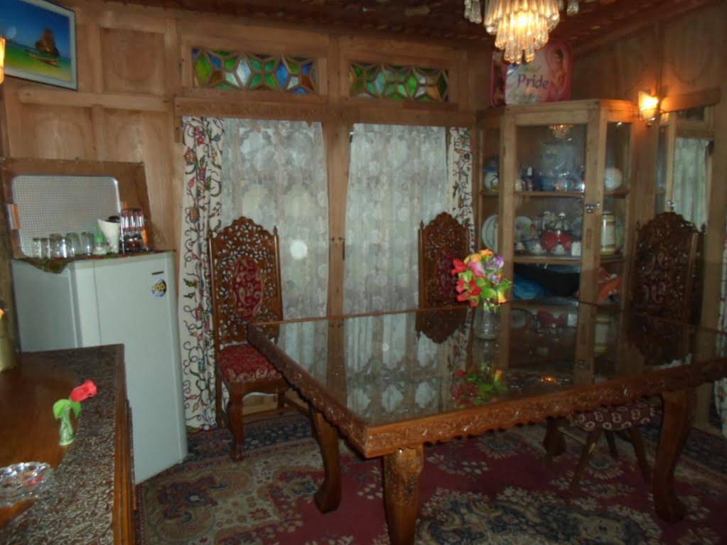 New Bul Bul Houseboat