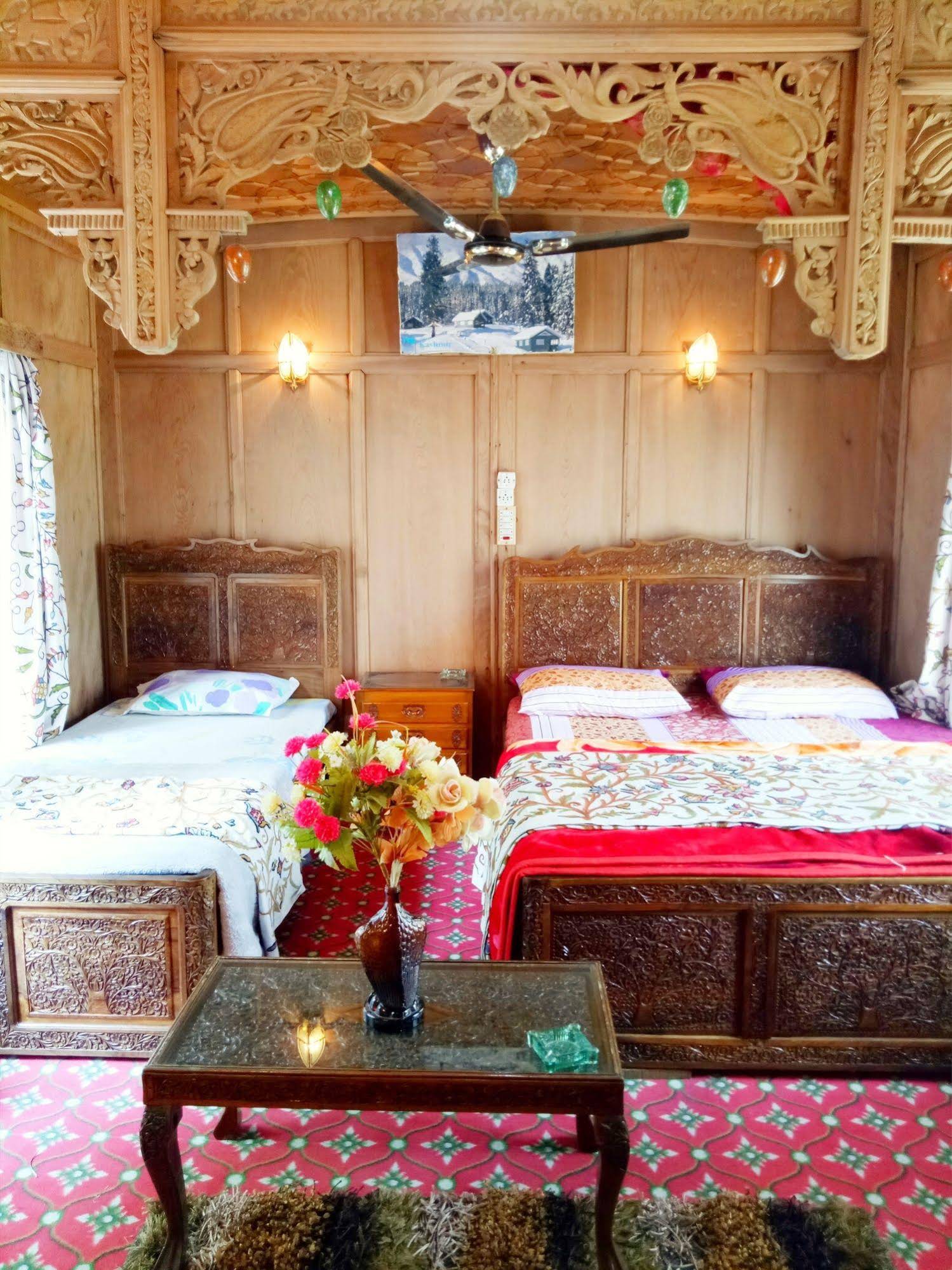 New Bul Bul Houseboat