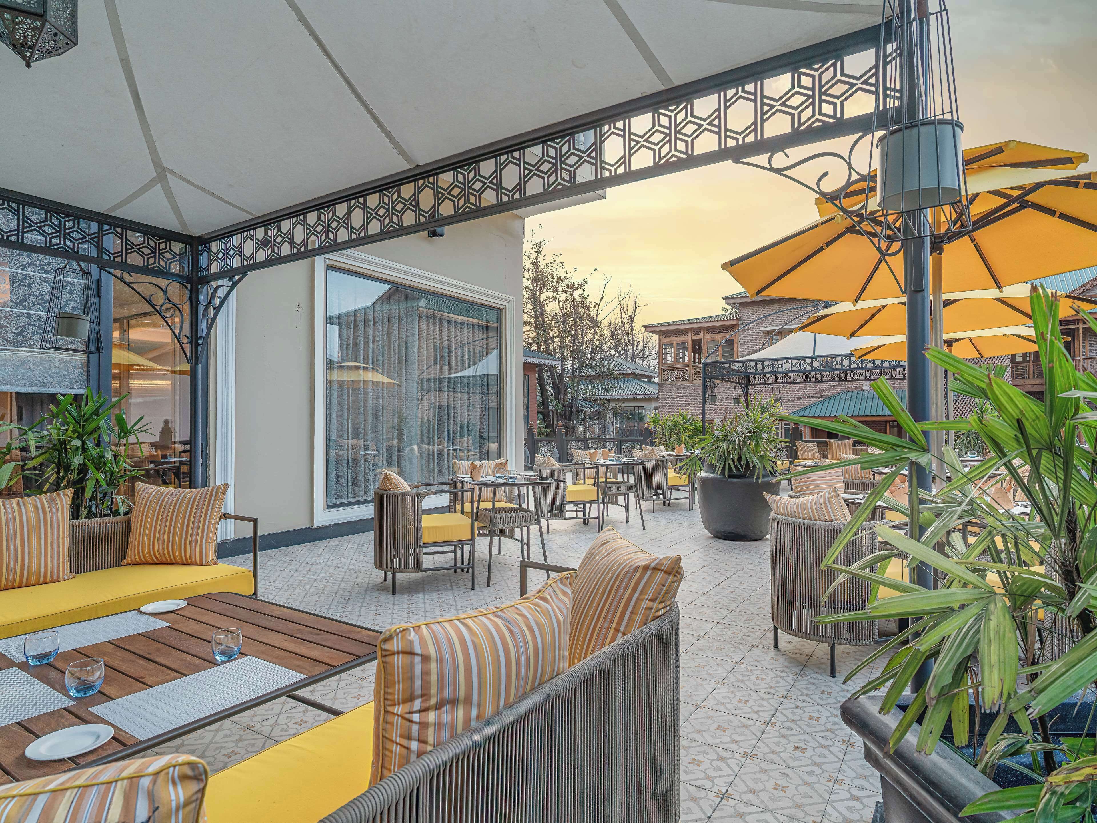 Radisson Collection Hotel & Spa Riverfront Srinagar