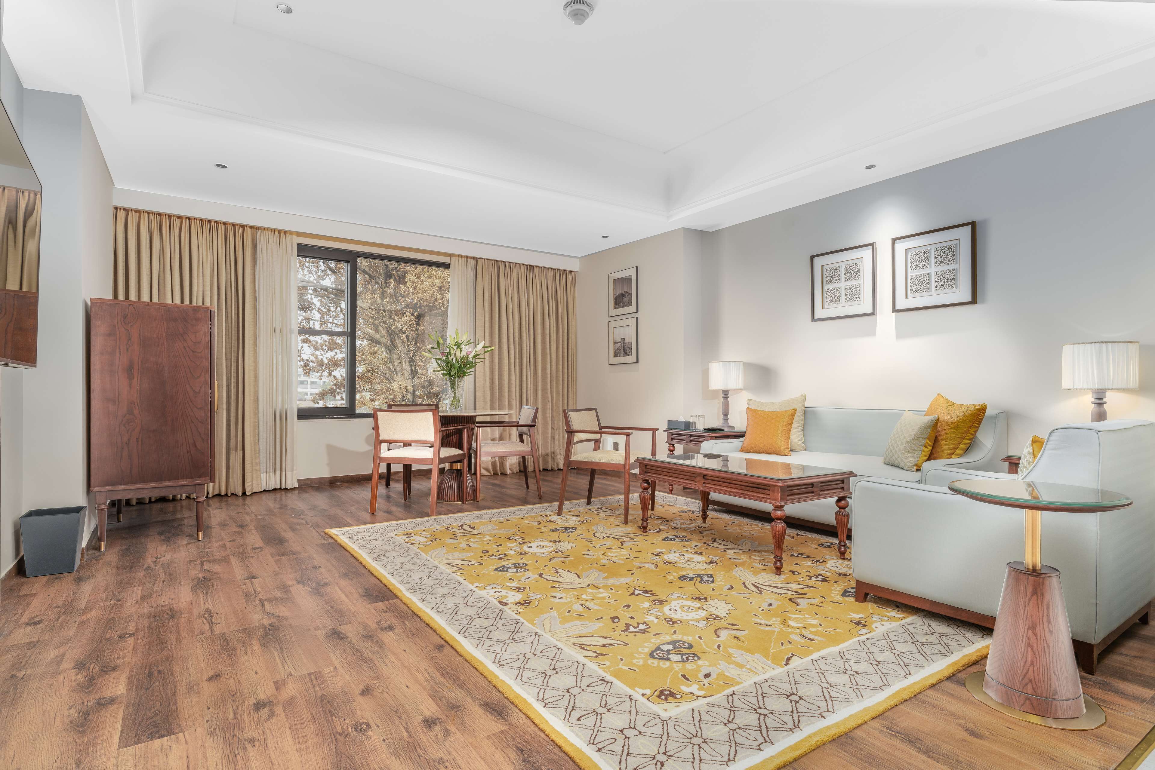 Radisson Collection Hotel & Spa Riverfront Srinagar
