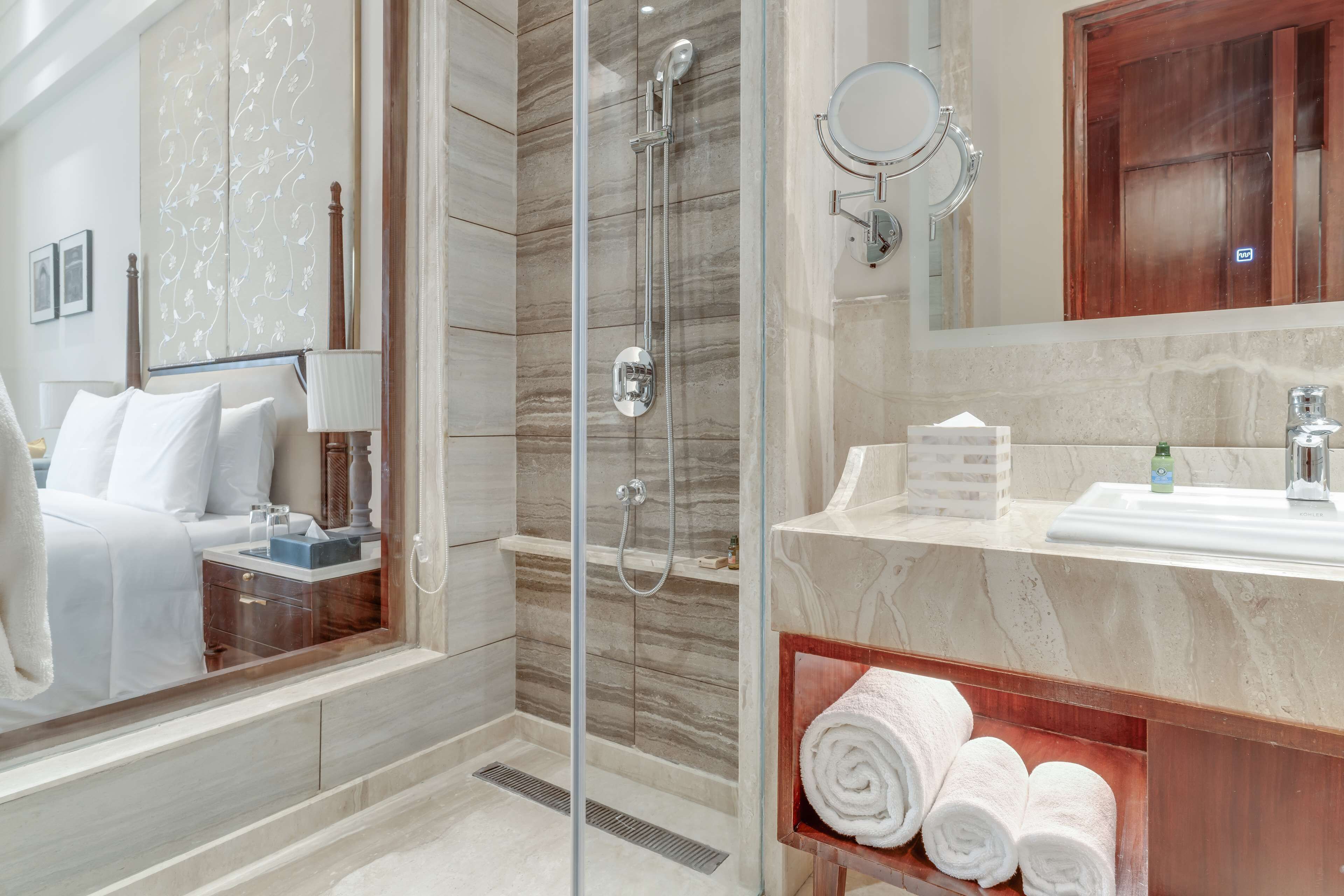 Radisson Collection Hotel & Spa Riverfront Srinagar