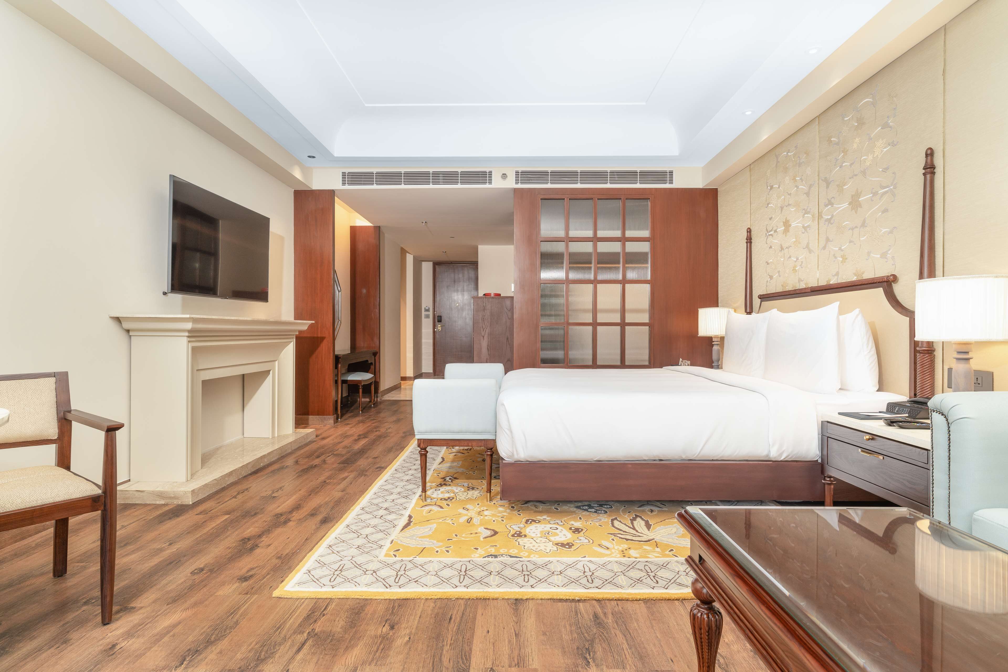 Radisson Collection Hotel & Spa Riverfront Srinagar