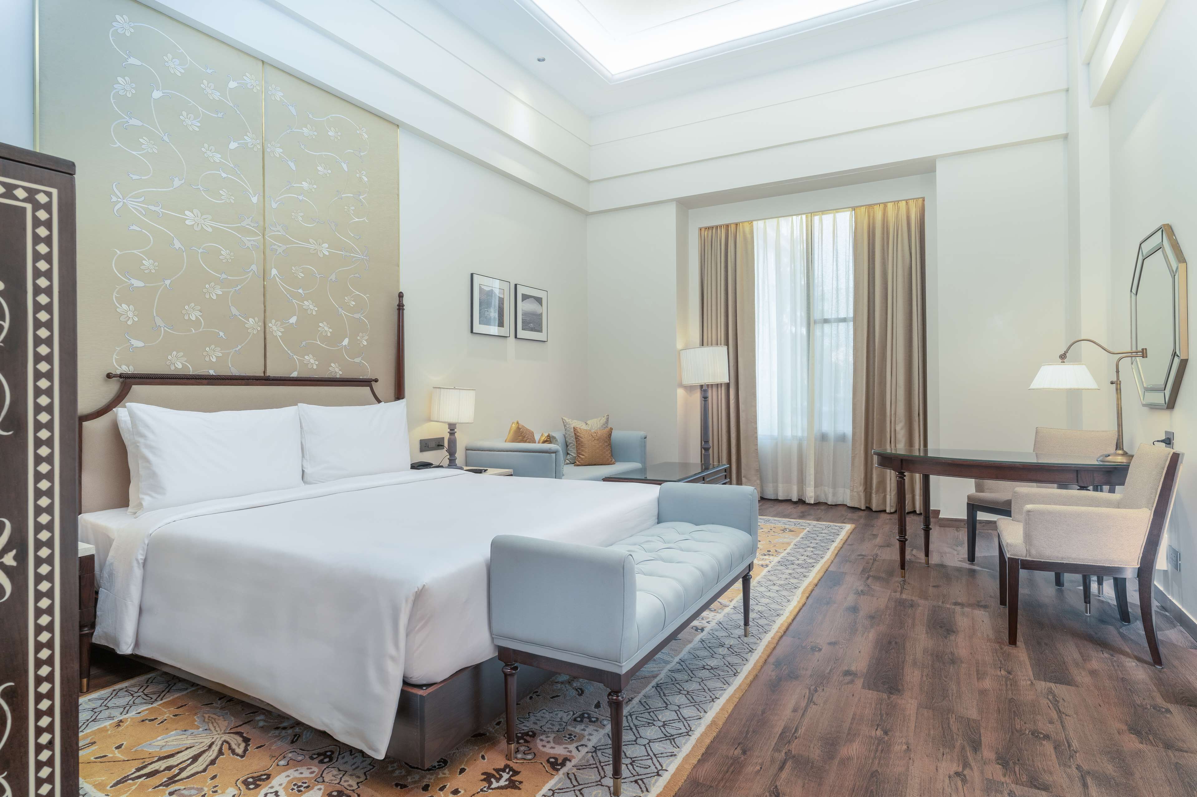 Radisson Collection Hotel & Spa Riverfront Srinagar