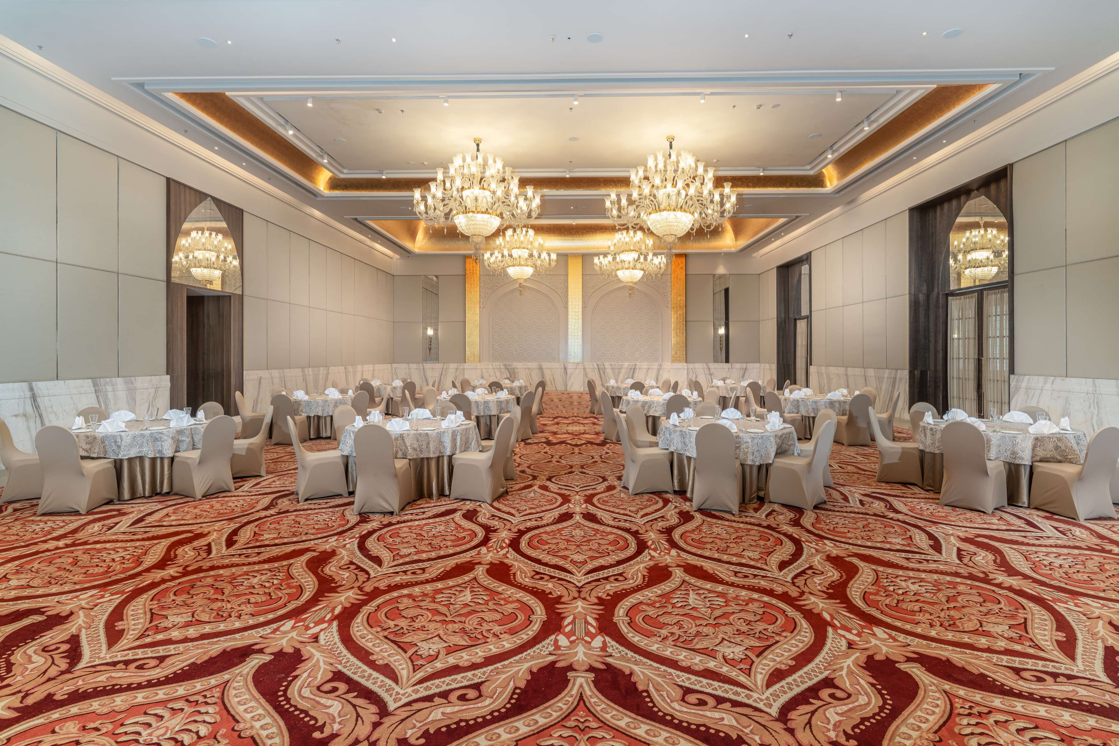 Radisson Collection Hotel & Spa Riverfront Srinagar